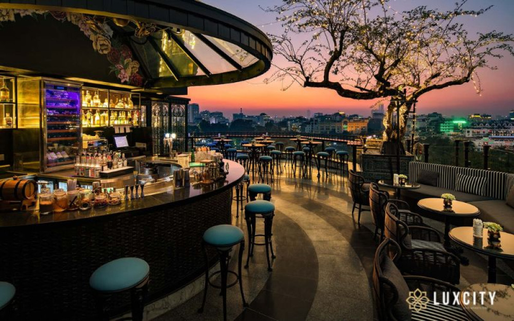Top 8 sky bars in Phnom Penh that prove the city nightlife is dynamic
