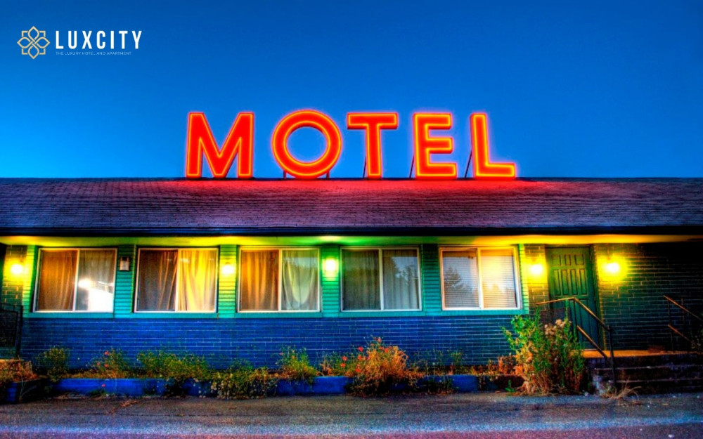 What is a motel? Difference between Motel and Hotel Luxcity Hotel