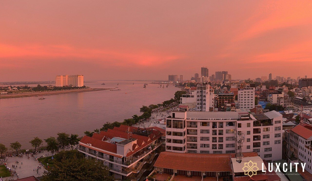Top 7 Best Riverside Restaurants Phnom Penh to Dine with a Scenic View